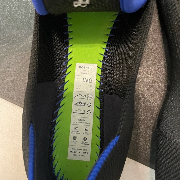 Rothy's The Flat in Black Size 6 - Picture 5 of 5